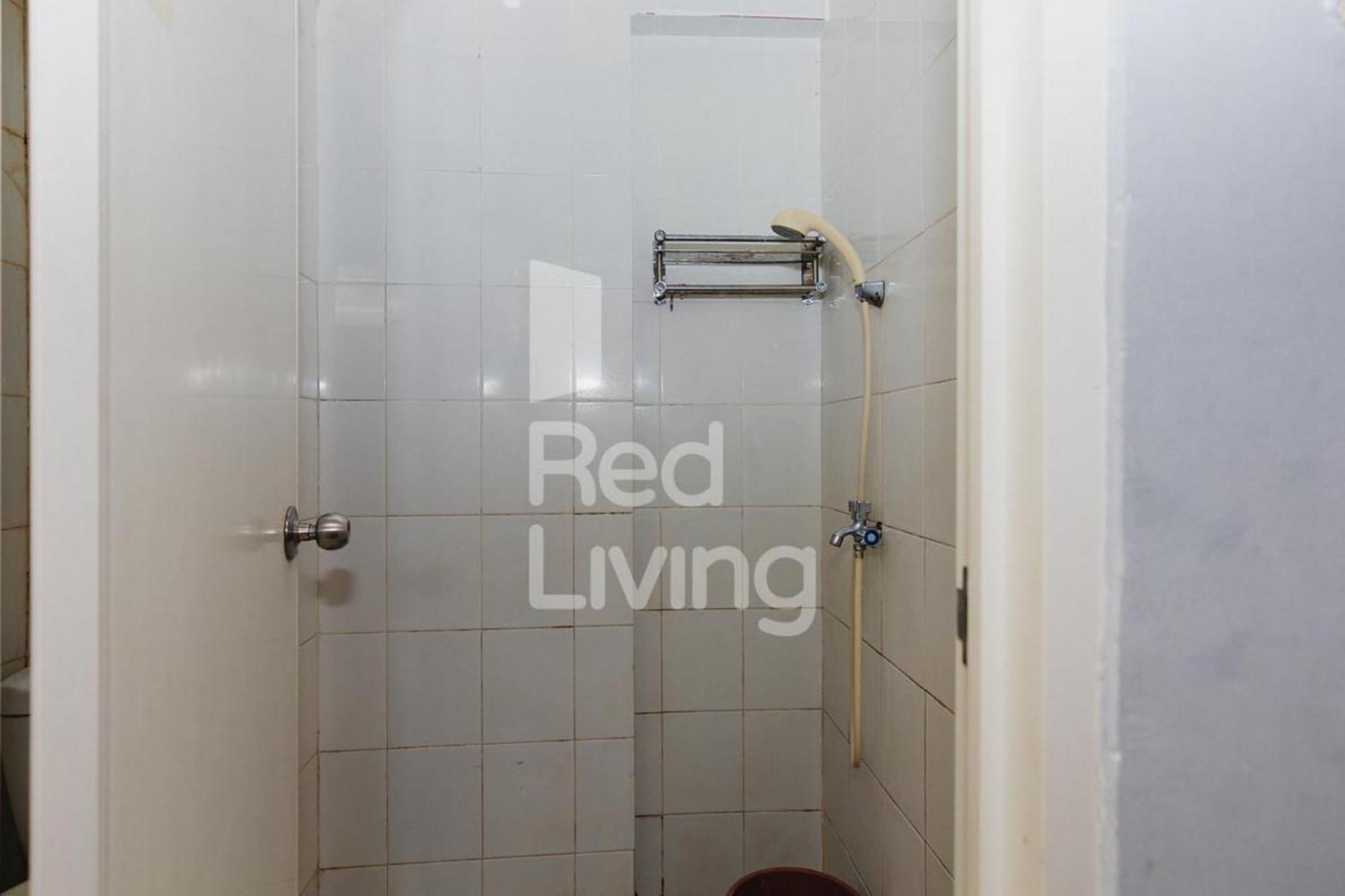 Redliving Apartemen Casablanca East Residence - Kayla Property Tower B Jakarta Room photo
