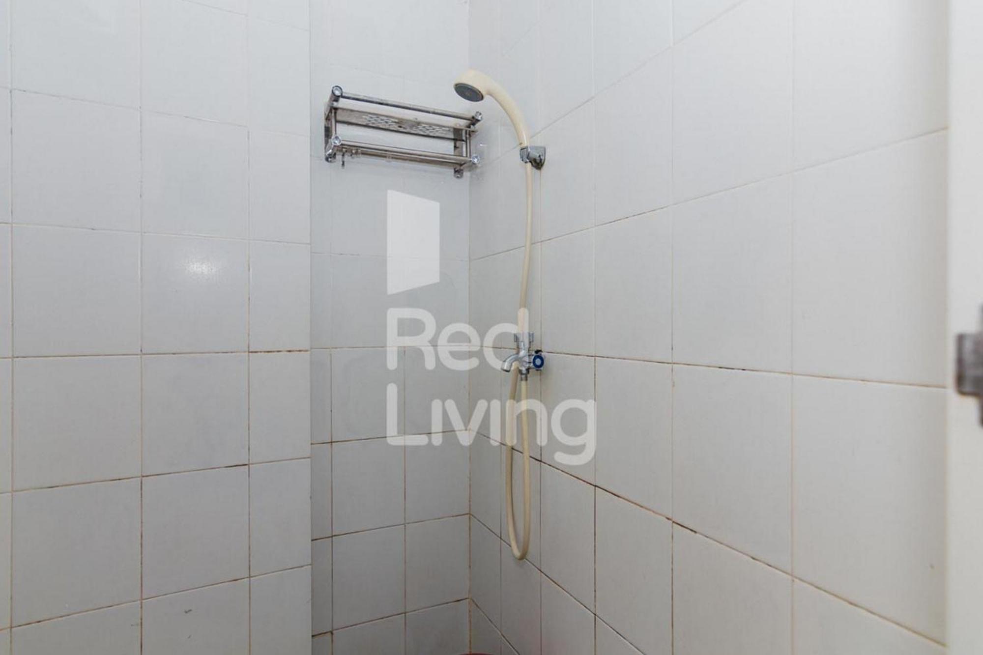 Redliving Apartemen Casablanca East Residence - Kayla Property Tower B Jakarta Room photo